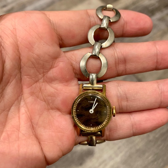 Timex Watch - Picture 3 of 3